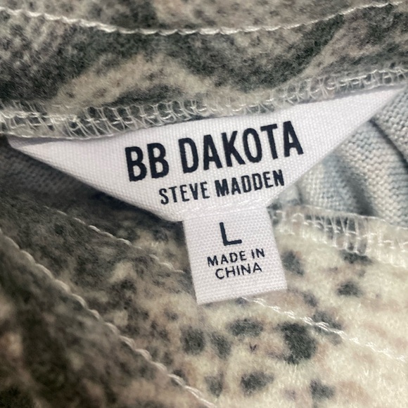 BB Dakota Gray Snake Skin Hiss Hers Womens Loungepants Sweatpants Large NEW - Picture 4 of 6